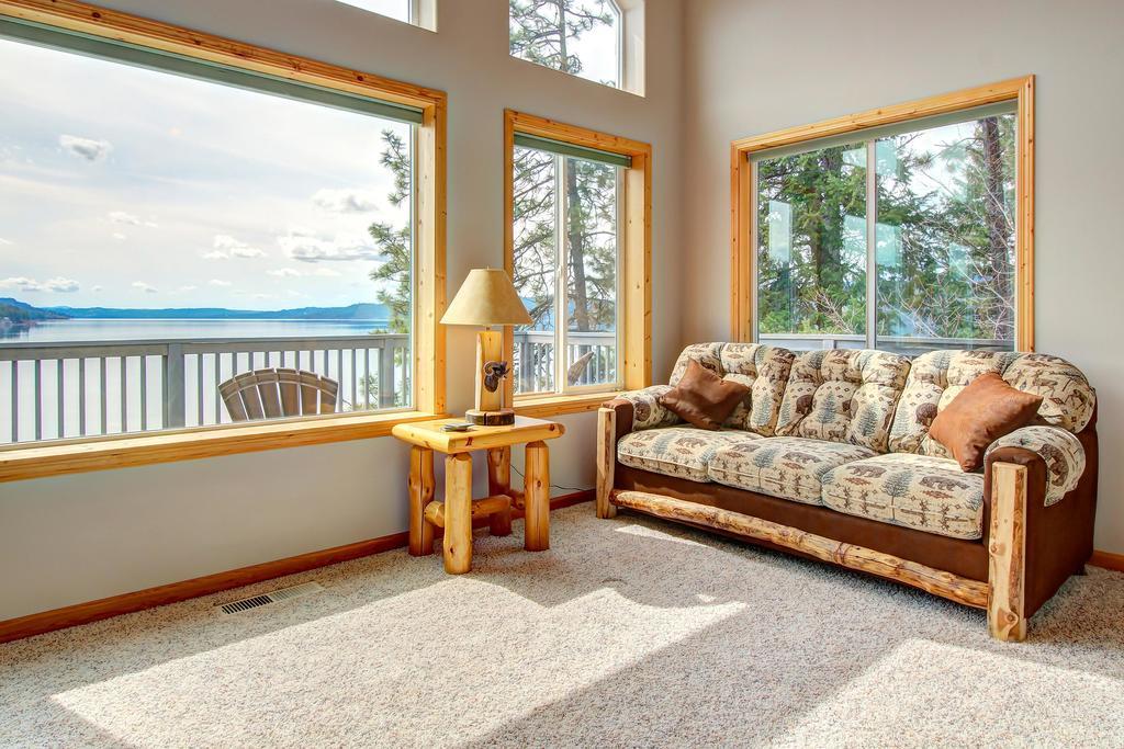 Beautiful Lake Coeur D'Alene Cabin On The Bay Mica Ngoại thất bức ảnh